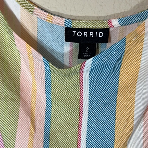 TORRID AVA MULTI STRIPE STRETCH CHALIS CAMI / SIZE 2. - Picture 3 of 3